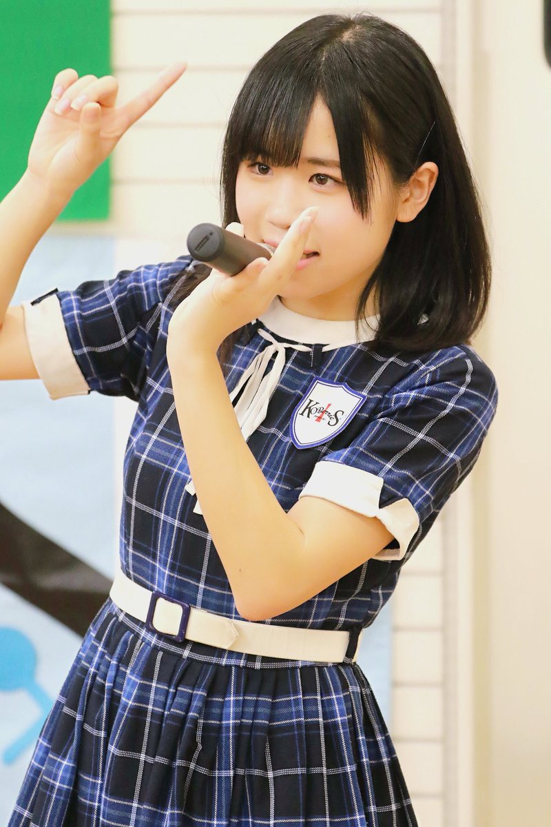 KOBerrieS 令和元年初日東急ハンズ三宮KOBerrieS ♪ ライブゆり❗#KOBerrieS #小形優莉#東急ハンズ三宮店 https://t.co/RKn7jNmq2E