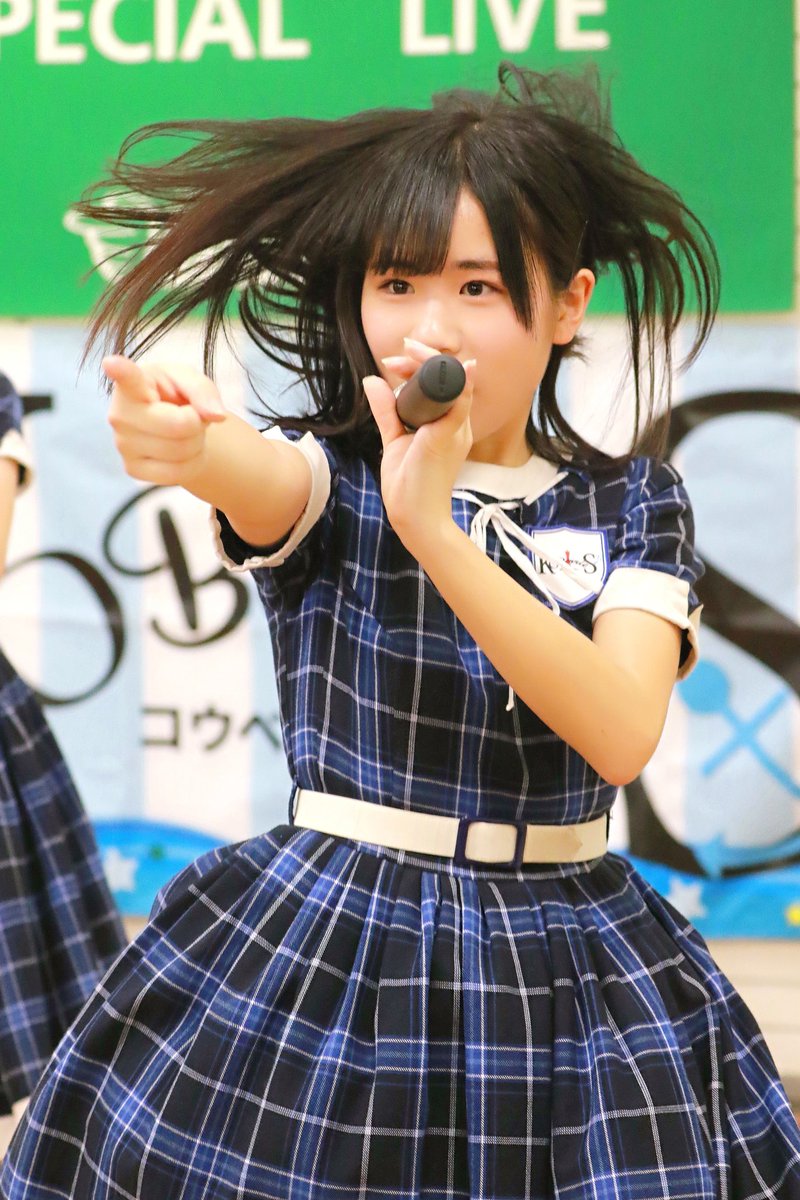 KOBerrieS 令和元年初日東急ハンズ三宮KOBerrieS ♪ ライブゆり❗#KOBerrieS #小形優莉#東急ハンズ三宮店 https://t.co/vAMbdFZdxU