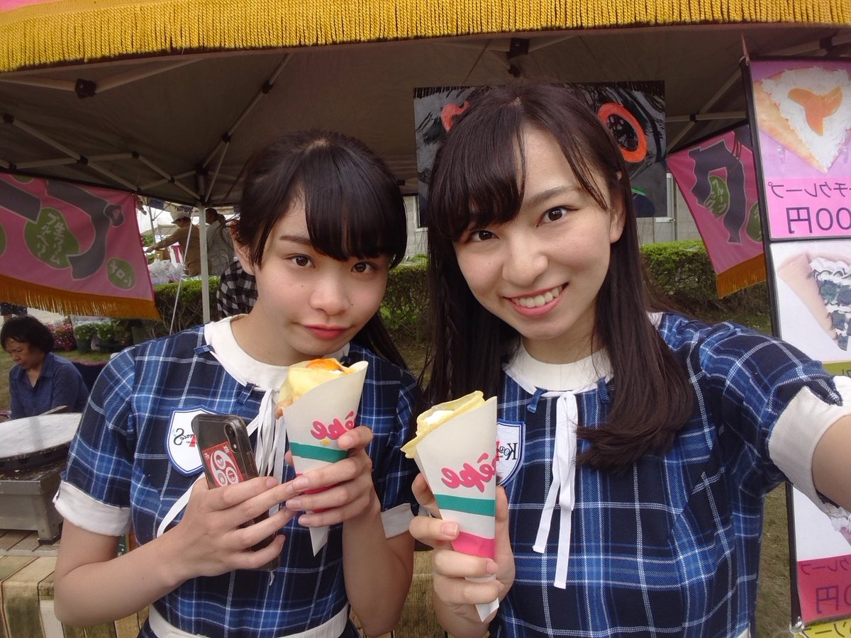KOBerrieS 【赤穂 花と緑のフェスティバル】にお越しくださりありがとうございました😊✨赤穂はじめて行ったんやけど自然いっぱいでいいねぇ🌱💕いっぱいで食べました。笑あのさっ！！めだかすくいしたんやけど、何匹取ったかわかる？？？19匹✨やばいやろ！？意外な才能開花しました✨✨✨#KOBerrieS https://t.co/vrakKstgQu