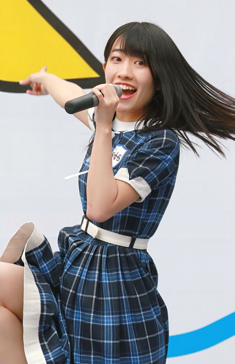 KOBerrieS 神戸まつりサンテレビステージKOBerrieS ♪ ライブおりさ❗#KOBerrieS #花尾理彩#神戸まつり#神戸のまちにはコウベリーズがいる #サンテレビ https://t.co/XMDnUTrems