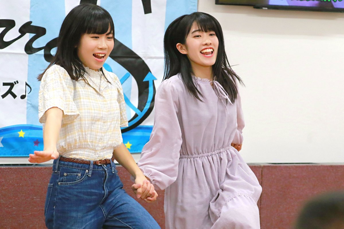 KOBerrieS KOBerrieS ♪ りさゆり企画ライブカラオケ🎤🎶にダンスと普段とは違う表情の二人めっちゃイキイキとしてましたよ❗#KOBerrieS #花尾理彩#小形優莉 https://t.co/GU9gVssk8O