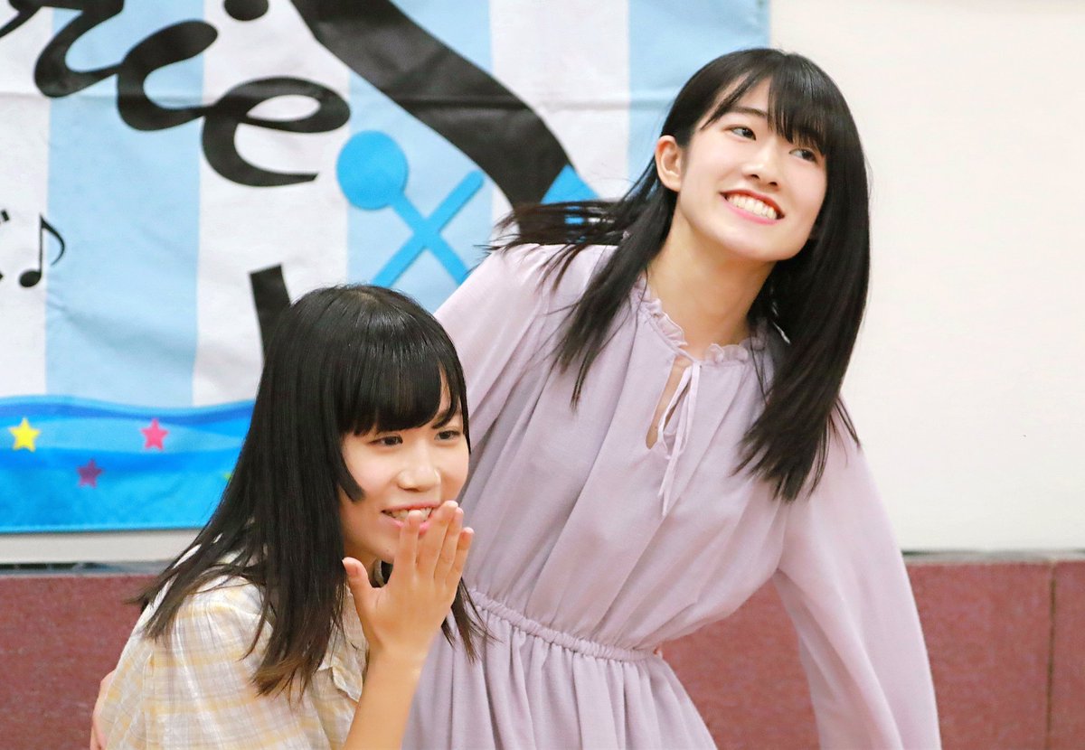 KOBerrieS KOBerrieS ♪ りさゆり企画ライブこの日一番はまったのはヤバイTシャツ屋さんハッピーウェディング前ソングのダンス、あれカラオケだったけど音源あったほうがもっと受けたかも❓ほんまヤバかったです❗#KOBerrieS #花尾理彩#小形優莉 https://t.co/kllZpW5wQ8