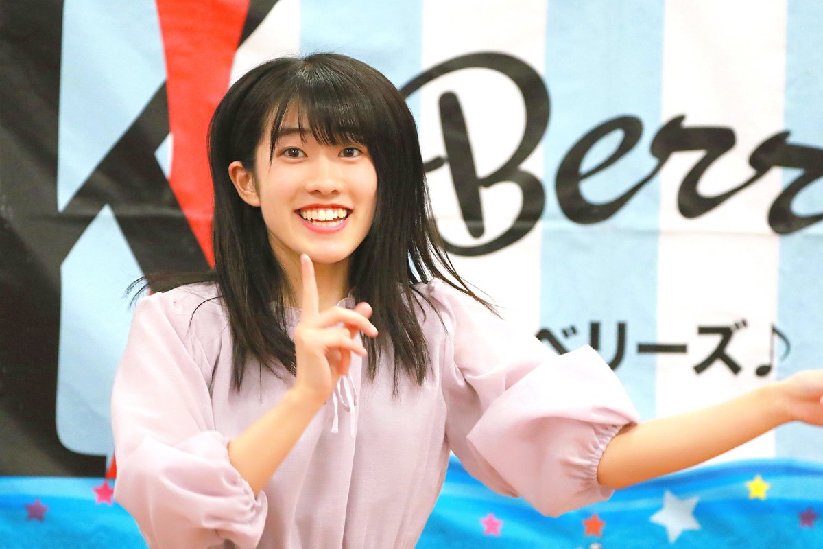 KOBerrieS KOBerrieS ♪ りさゆり企画ライブ、りさちゃんはめっちゃ暴レスでした、さすがわかっとる(笑)#KOBerrieS #花尾理彩 https://t.co/O5k5Pmj6tH