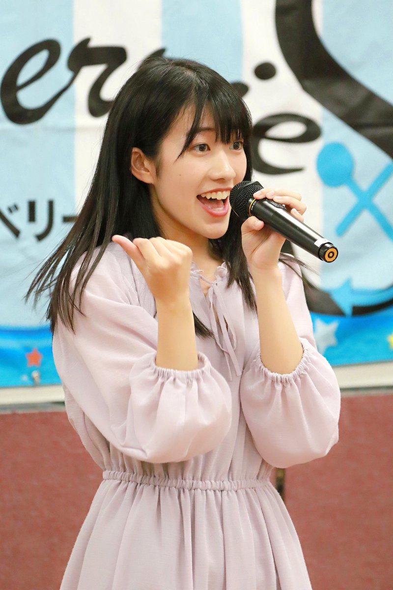 KOBerrieS KOBerrieS ♪ りさゆり企画ライブ、おじいちゃんも参加の楽しい時間、たまに暴走するのが楽しいけどこの日は暴走なしでした(笑)#KOBerrieS #花尾理彩 https://t.co/cZ7WJD588b