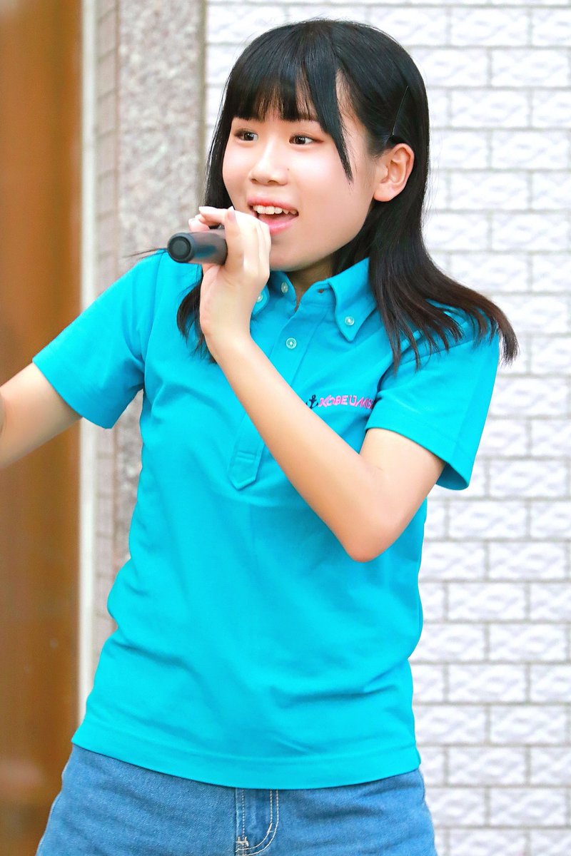 KOBerrieS 海の日、シーパル須磨ライブ&バーベキューKOBerrieS ♪ 「ゆり」❗いつも一生懸命全力投球のゆりちゃんだから決めポーズではよく目つぶってます(笑)#KOBerrieS #小形優莉#シーパル須磨 https://t.co/IQXF7mH5aB
