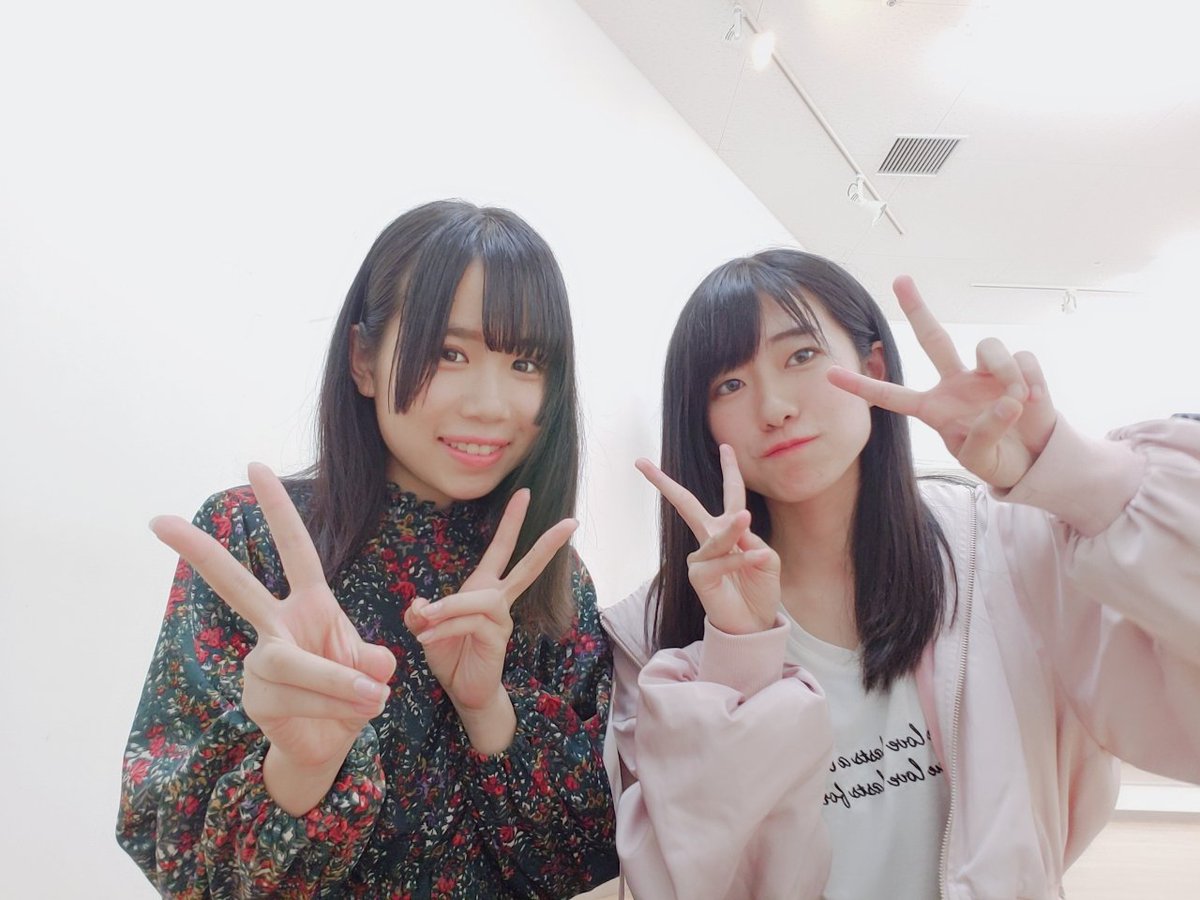 KOBerrieS ゆりお誕生日おめでとう🎉ゆりとは気があったり趣味が一緒だったり一緒にいてほんとに楽しくて😁出会ってからまだ1年ぐらいしかたってないけど私にとってかけがえのない存在です(///ω///)💦最高で最強の同期です✨✨普段は恥ずかしいから言わないけど大好きだよ～😊💕💕#KOBerrieS https://t.co/0ZQbCQudKS