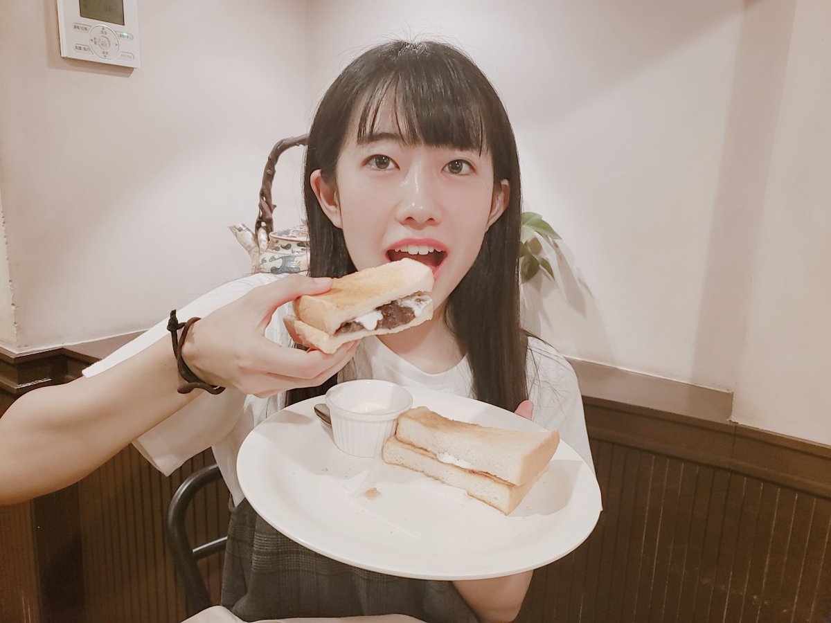 KOBerrieS 朝から春香さんと莉子と朝活してきましたヽ(*´∀｀*)ﾉ💕💕以前OS☆Uさんに“小倉トースト”美味しいですよ😋って聞いてからずっと気になってて念願叶いました✨✨ほどよい甘さでトーストとマッチしてすごく美味しかったです😋🍴💕名古屋満喫中～(ﾟ∀ﾟ*)(*ﾟ∀ﾟ)🎶🎶#KOBerrieS https://t.co/1XjmIQNI8V