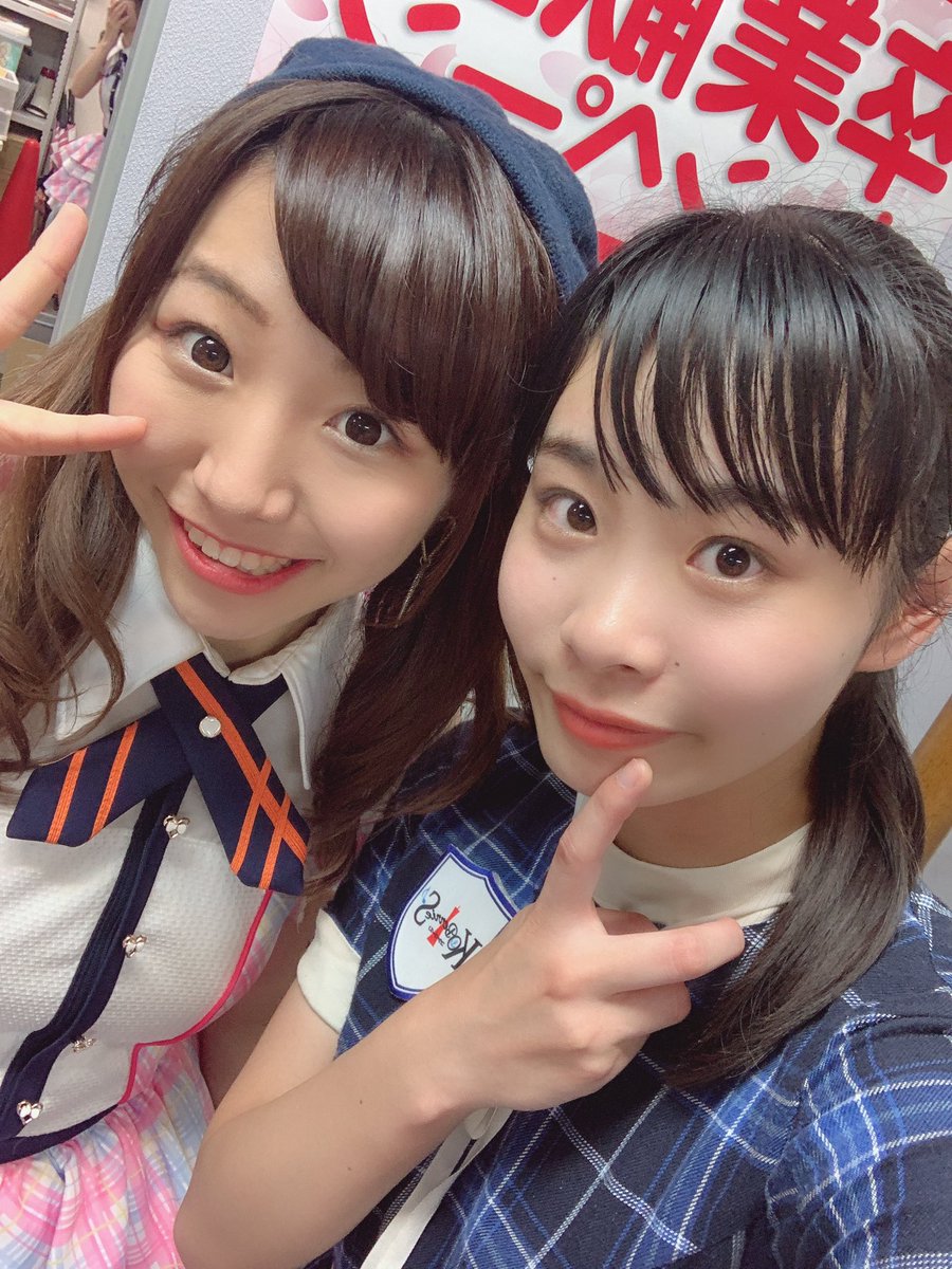 KOBerrieS しずくちゃん、さなちゃん、りかちゃん(๑ ᴖ ᴑ ᴖ ๑)初めましてでした～～！！！特典会の待ち時間の時、沢山お話出来て嬉しかったさなちゃんとしずくちゃんは同い年✌🏻️りかちゃんめっちゃ面白い！！！笑#KOBerrieS#おーえすゆー https://t.co/a0xyODGz6r