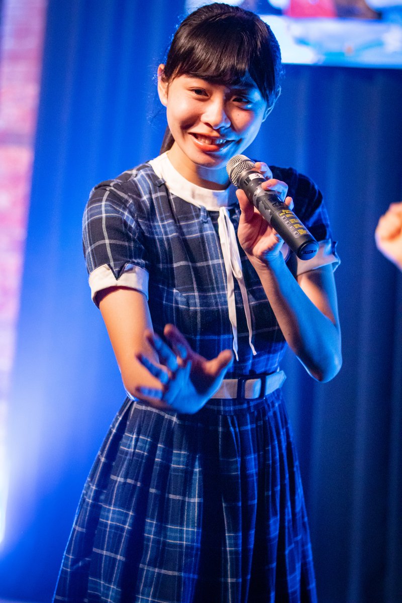 KOBerrieS 2019/8/11 定期公演MarinePartyVol.8@神戸煉瓦倉庫K-wave KOBerrieS♪ 「ちぐはぐコミュニケーション」でよく指が開くなーと常々思っておりますw この曲はひめちゃんのいろんな表情が見られるから好きです。 #大出姫花 #ひめ https://t.co/zIpRGiVdeT