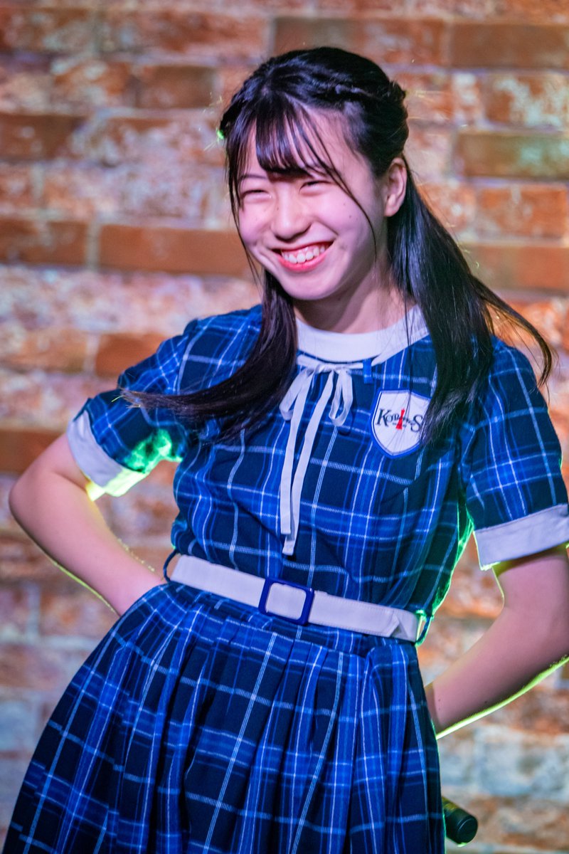 KOBerrieS 2019/8/11 定期公演MarinePartyVol.8@神戸煉瓦倉庫K-wave KOBerrieS♪ 7月加入の新メンバー古川莉子ちゃん。やっと撮れました。はぁ...なんという透明感と清涼感。1家に1台あるとエアコンいらなさそうです。ご家族も美しい方ばかりで勝ち組の家系の匂いがします。15歳。 #古川莉子 #りこりこ https://t.co/My32QK69ht