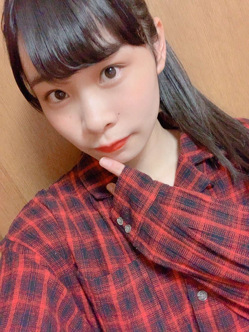KOBerrieS #RT希望　🙏🏻🙏🏻［目指せ！フォロワーさん2000人］神戸のアイドルKOBerrieS♪副キャプテン垂水区代表の大出 姫花です🌻将来はシンガーソングライターになりたい目標があってギター勉強中です🍖🎸Instagram⇒ https://t.co/NK6Afqo7MVフォロー＆拡散よろしくお願いします🙇🏻‍♀️#ひめかワールド住民 https://t.co/oA0AMkU9RQ