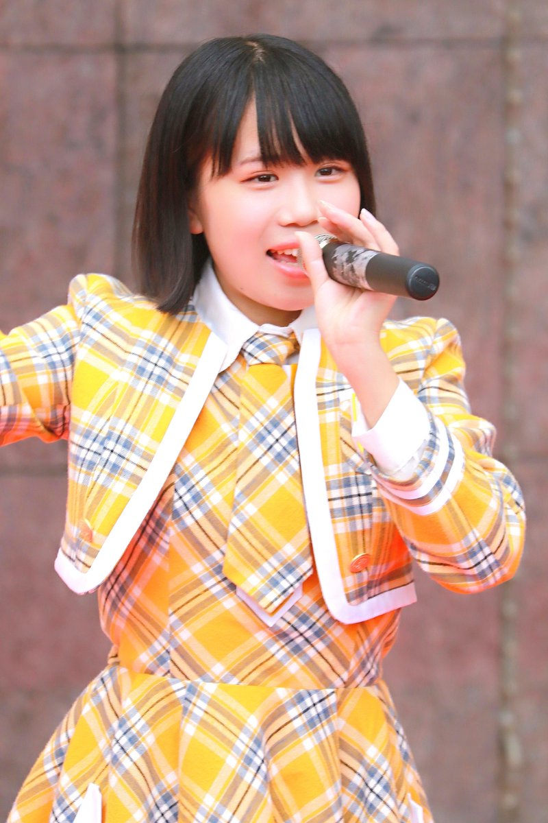 KOBerrieS 神戸阪急グランパティオKOBerrieS ♪ ライブゆり❗前回久しぶりにハーバーランドスペースシアターのイベントでキャプテンに就任してMC 見てたけど、思ったより落ち着いて伝えることちゃんと出来る子だと思ったよ❗Kiss FMでは浜平さんが言ったようにいい声でしたよ‼️#KOBerrieS #小形優莉#神戸阪急 https://t.co/mpl6iptCpF