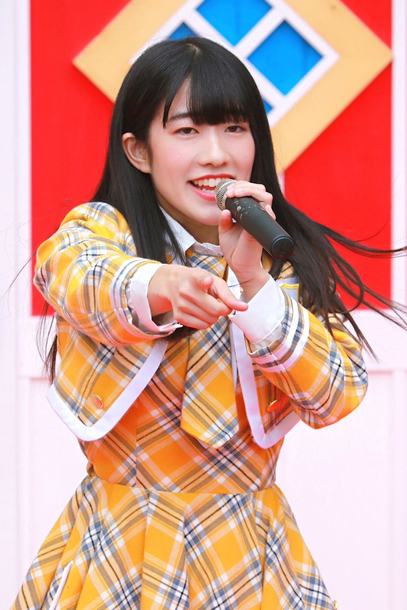 KOBerrieS 神戸阪急グランパティオKOBerrieS ♪ライブおりさ❗新曲「YELL ~君色の未来へ~」では楽しそうなパフォーマンス伝わりましたよ‼️#KOBerrieS #花尾理彩#神戸阪急 https://t.co/XtcgC1XAv2