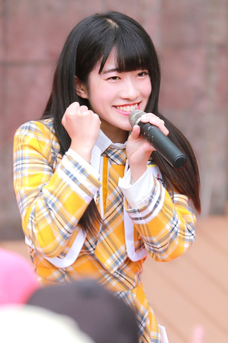 KOBerrieS 神戸阪急グランパティオKOBerrieS ♪ ライブおりさ❗２枚目激レスいただきました‼️#KOBerrieS #花尾理彩#神戸阪急 https://t.co/PAwN2dJg2J