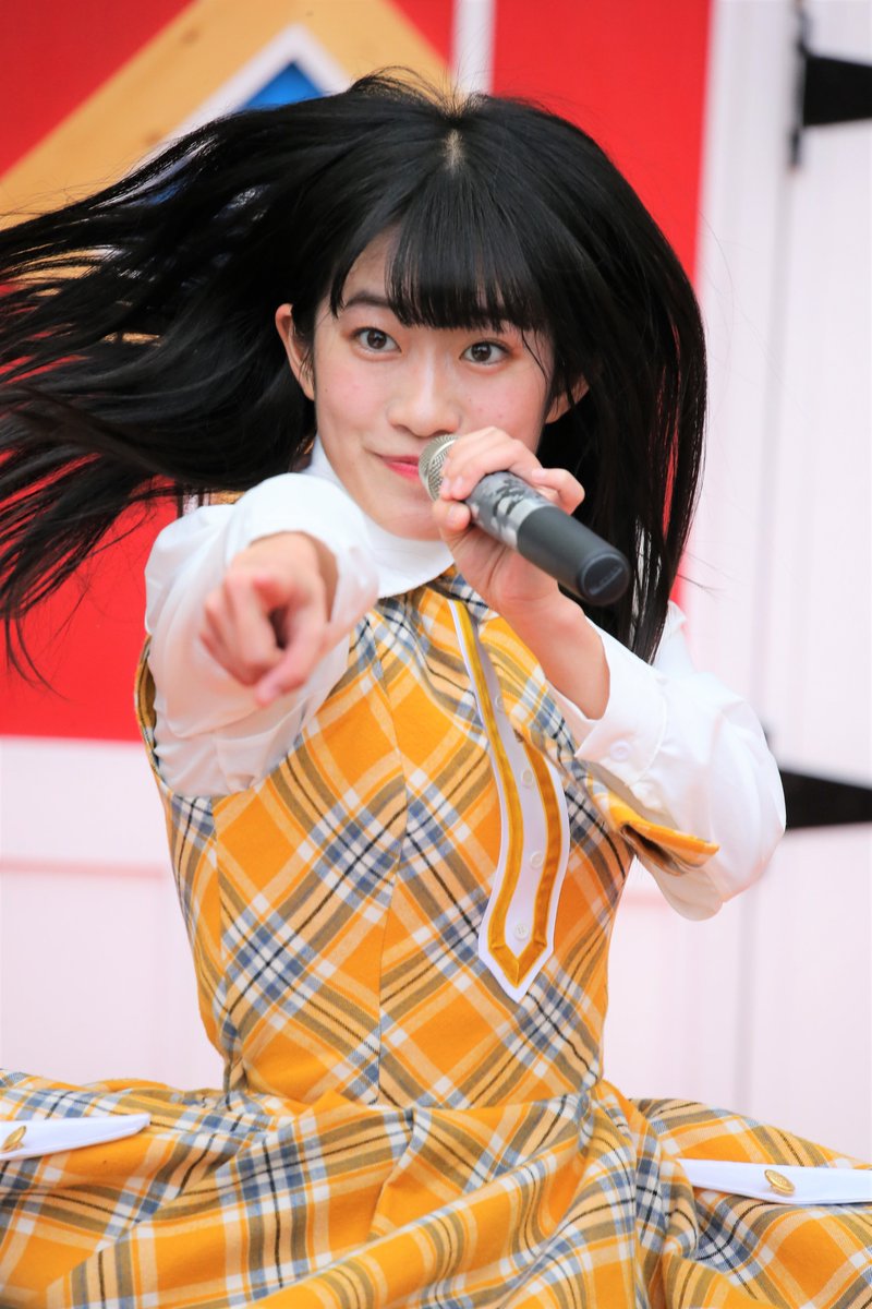 KOBerrieS 2019.11.17 神戸阪急 × KOBerrieS コラボライブおりさ！即戦力というか、ゆりと２人入ってきたときにはほんとに新人かって思うくらい普通に話せたのが印象深い。卒業までにもう１回くらい食べるイベントで一緒したいねｗ#KOBerrieS https://t.co/dgMTG8f4dc