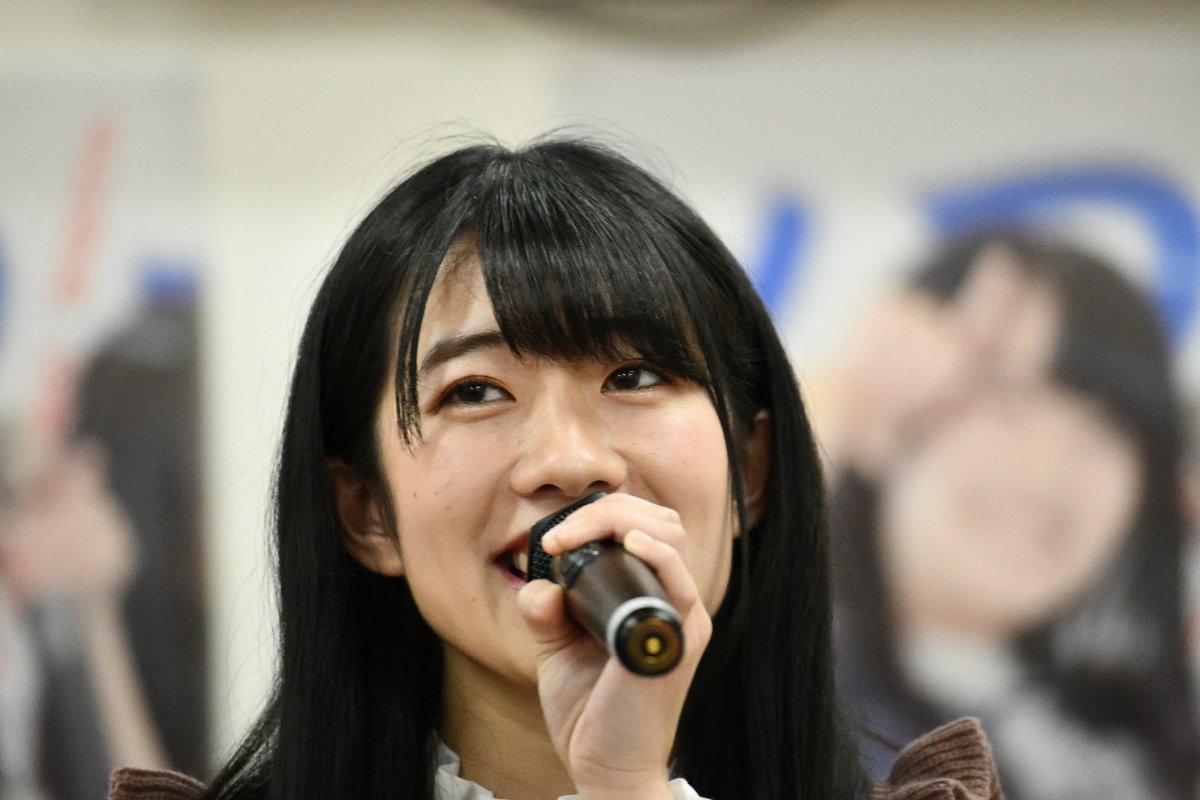 KOBerrieS 今日はKOBerrieS♪の「おりさ」こと、花尾理彩さんのソロコンサートでした。見るたびに、いつも笑顔😊で元気いっぱい。見ているこちらまで自然と笑顔になってしまいます。明日卒業コンサートですが、目一杯楽しみたいと思います。#KOBerrieS ♪#花尾理彩#おりさ#花尾理彩ソロコンサート https://t.co/jLgSMbHm2g
