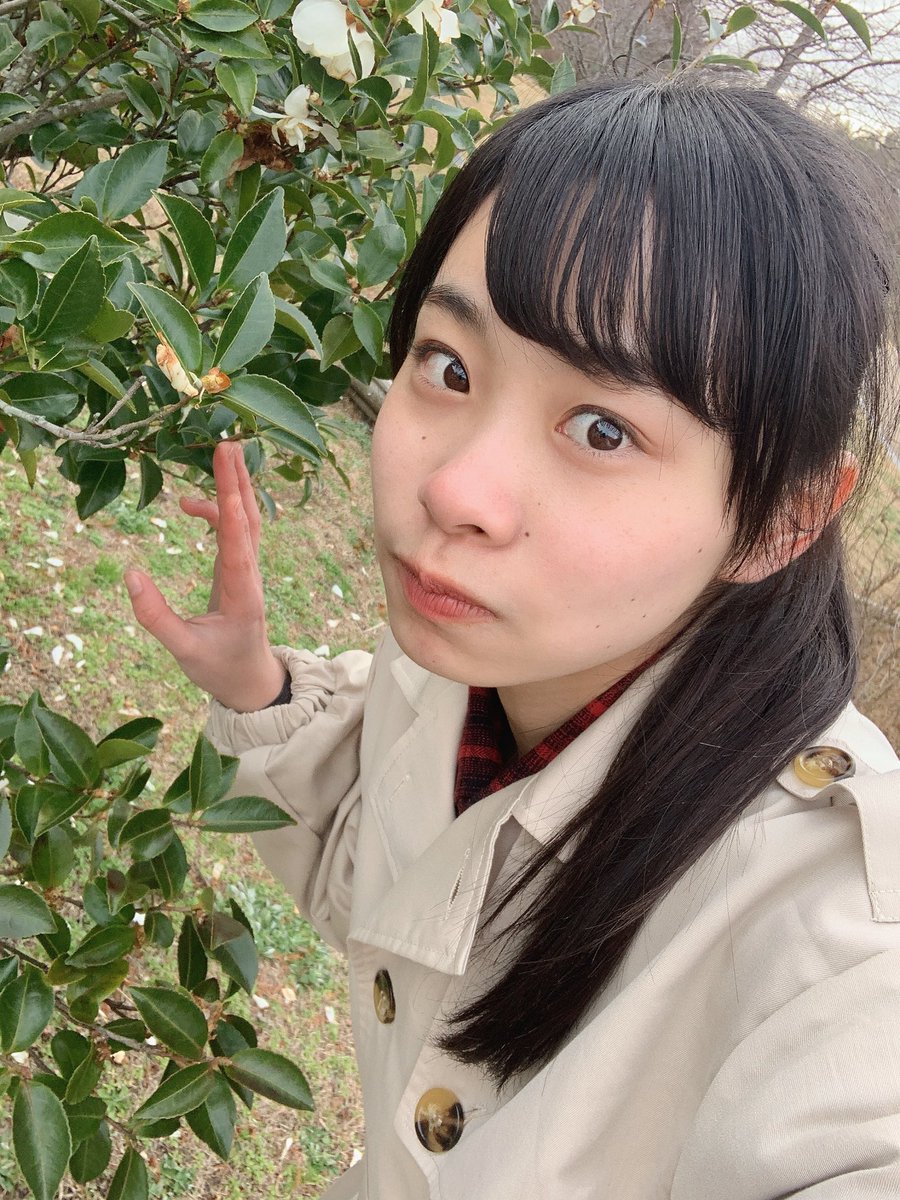 KOBerrieS お昼こんにちは( ◠‿◠ )🍎皆さん、いかがお過ごしですかー？（お嬢様風）笑笑#KOBerrieS https://t.co/6QNLOoXTFr