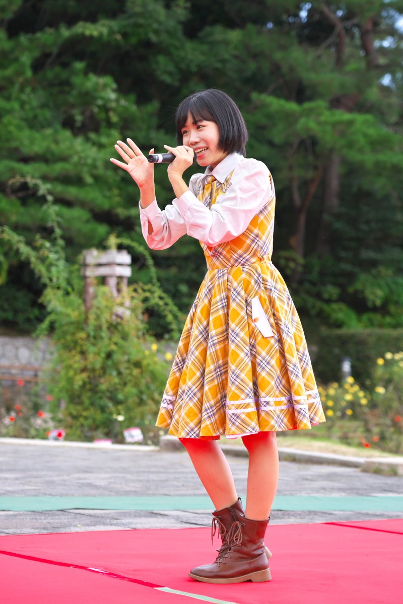 KOBerrieS 「第3回 キッズダンス in 離宮」での #KOBerrieS♪（2020/10/11）神戸・須磨離宮公園）（1/2）久々すぎていつ以来かわからないぐらいの貴重な屋外でのライブでした。このような機会が続いてくれればいいなと強く思います。#小形優莉 さん#花城沙弥 さん#古川莉子 さん https://t.co/Ubcp2ntlko