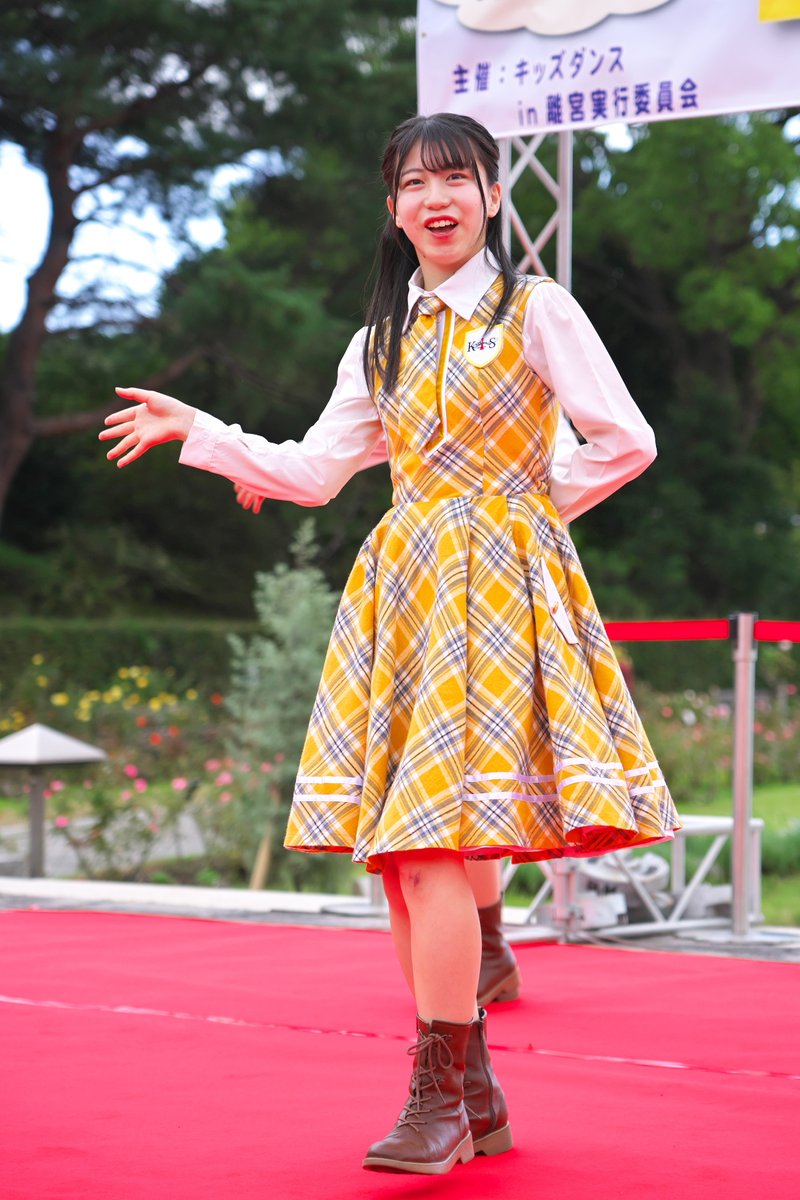 KOBerrieS 「第3回 キッズダンス in 離宮」での #KOBerrieS♪（2020/10/11）神戸・須磨離宮公園）（2/2）楽しそうなメンバーを観ているとこちらまでやさしい幸せな気持ちになれます。#小形優莉 さん#花城沙弥 さん#古川莉子 さん https://t.co/sge1VlSCuF