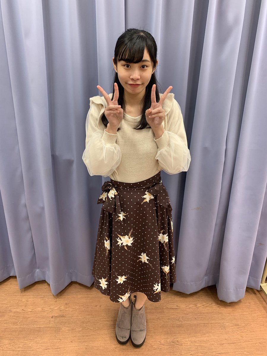KOBerrieS コウベリ歌謡祭ありがとうございましたー！🙇🏻‍♀️🎤皆さんが心から楽しんでもらえるようなライブをこれからも作っていきたいです！！！( ◠‿◠ )今日の私服のテーマはレトロ🕰#KOBerrieS♪ https://t.co/fdhptteki4