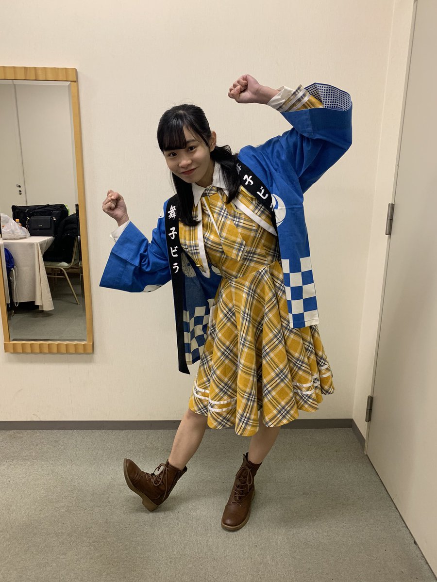 KOBerrieS シーサイドホテル舞子ビラ神戸さんで餅つき大会とミニライブをさせて頂きました！✨✨新年一発目から会いに来てくれてありがとう！！！豪華なバイキングもあり🥲最高な時間でした🌸🌸🌸#KOBerrieS♪ https://t.co/fq3COTbVvH