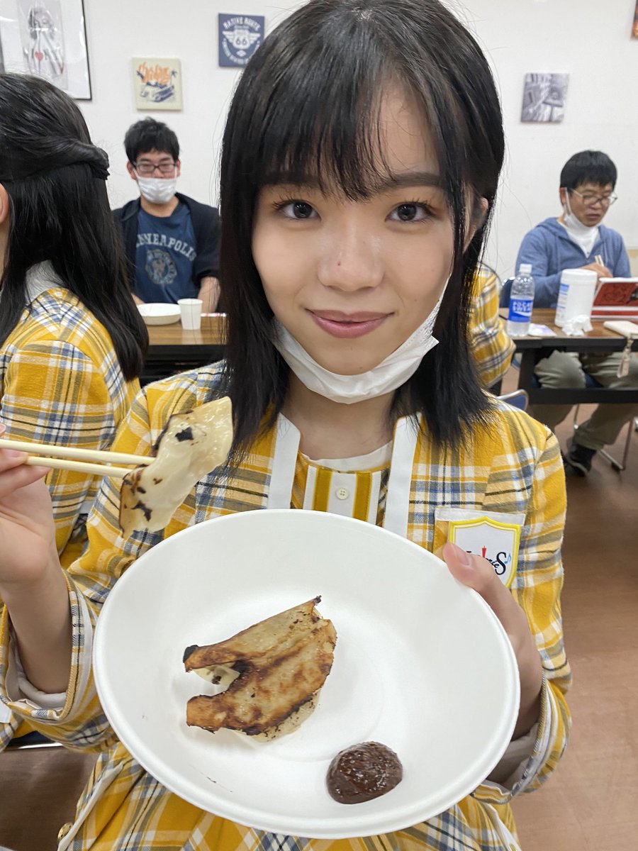 KOBerrieS こうべり餃子部🥟無事終了致しました🙋‍♀️サブテーマ「頑張れ神戸の飲食店」です。皆さま引き続き今イベントの趣旨にご賛同頂き是非次回もご参加頂ければ嬉しいです❣️ありがとうございました😊#コウベリ #神戸の飲食店さんの力に https://t.co/PDZ70GssFU