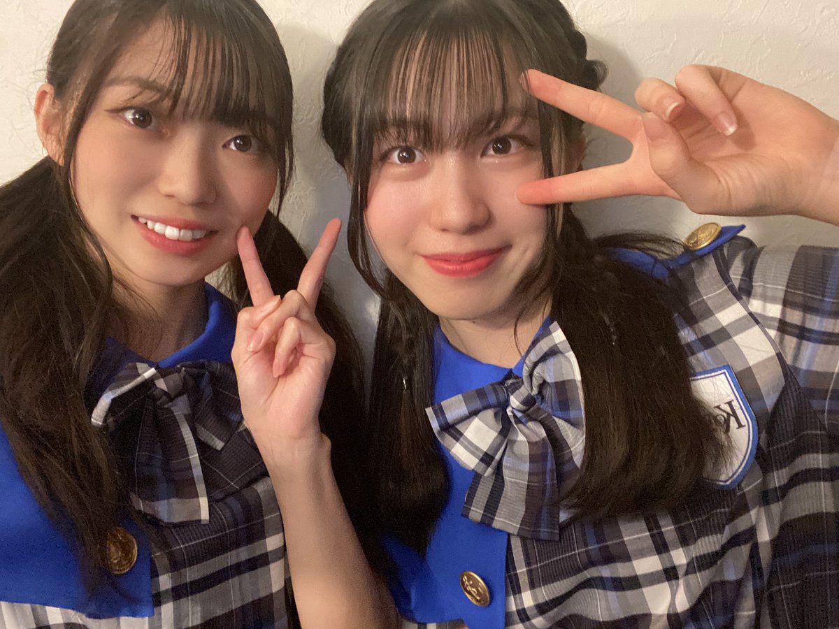 廣瀬未沙(みーちゃん)の画像 KOBerrieS お疲れ様です〜🤍神夜ライブ有難うございました〜✨朝や昼もいいですけどたまには夜もいいですね〜🧸💭今回はいつもとは違うヘアアレンジを皆さんに見せることができたのもいろんな私の姿を見せることができた気がして嬉しかったです🥰また感想教えてください〜🐾おそろです。💙🤍#コウベリ https://t.co/zP3OpCNxnq