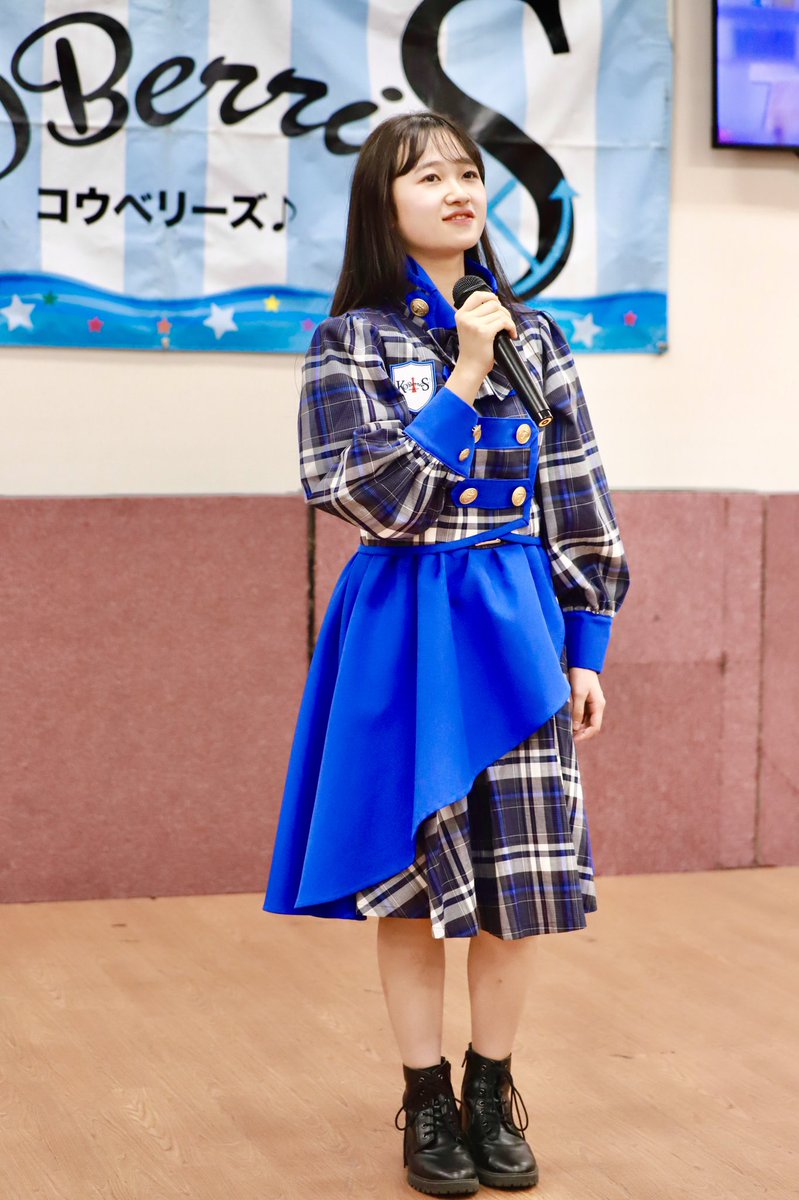 KOBerrieS ソロ歌唱コーナーでは11期生を代表して温香ちゃんが大原櫻子さんの｢頑張ったっていいんじゃない｣をファンの前で熱唱されました🎤😙まるで温香ちゃんに対する前向きな応援歌に聞こえたのは私だけでは無かったはずですね✨ほのピーらしく、アグレッシブな選曲もナイスです💗👏#コウベリ #中家温香 https://t.co/8S0NmO1zqI