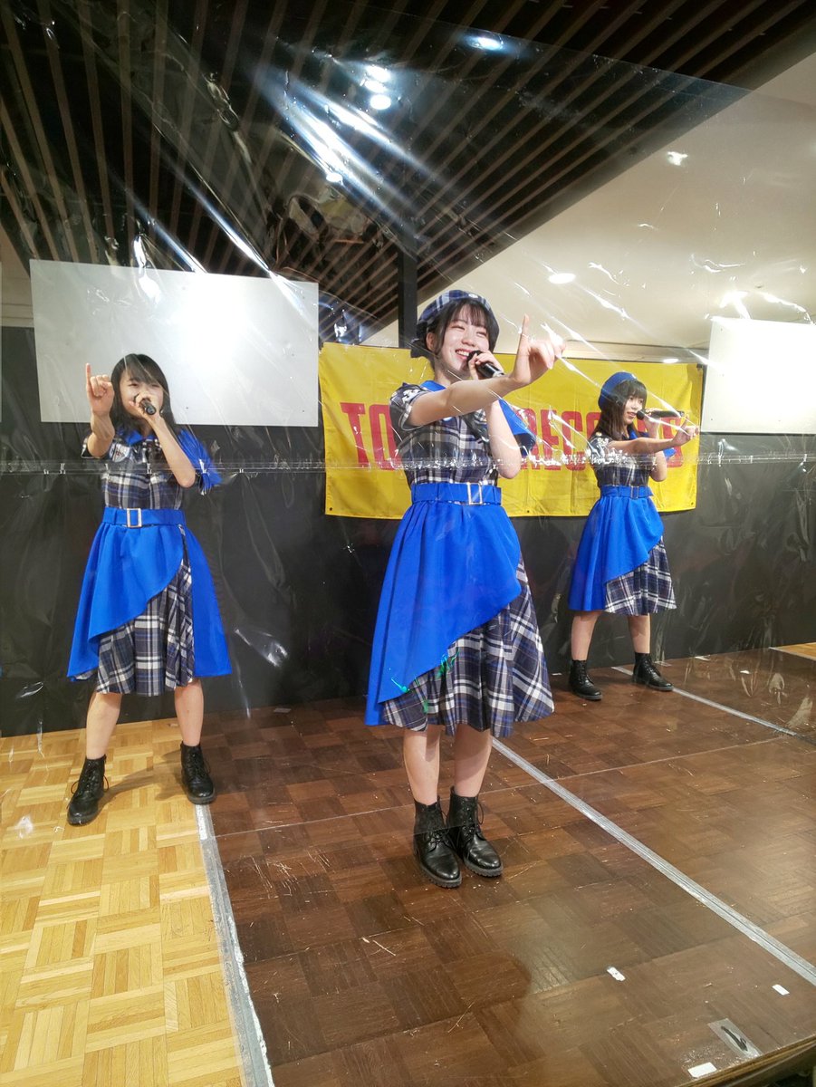 KOBerrieS 「はぴばむッ～peach～ Star☆T ／ KOBerrieS♪ ／ KiMiNiAiTAi」第一部リリイベに参加してきましたホームが大阪ではない両アーティストですが、素晴らしいパフォーマンスでした👍️KOBerrieSさんとても楽しめました✌️Star☆Tさんは静岡のイベントで名前は知ってましたので見れて良かった☺️ https://t.co/D2xWA9d3G6