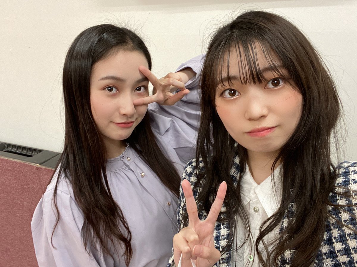 廣瀬未沙(みーちゃん)の画像 KOBerrieS お疲れ様です〜🤍怜奈のソロライブどうでしたか？？？公式のTwitterで怜奈の歌っている様子を見たのですがやっぱり素敵すぎました✨今日残念ながら聞けなかった方はぜひ公式の方でご覧下さい〜🥰#コウベリ https://t.co/pzjeQc9M5i