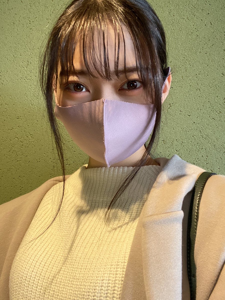 KOBerrieS お疲れ様です🤍実習無事に終わりました🕊実習後レポートもあるのでまだゆっくりできないですが、ようやくひと段落です🥰応援本当に有難うございました🥺明日は秋のルームウェアライブです✨可愛いメンバーを是非見てください🕊今日は久しぶりにゆっくり寝ます🧸おやすみなさい😴#コウベリ https://t.co/72hq029ayl