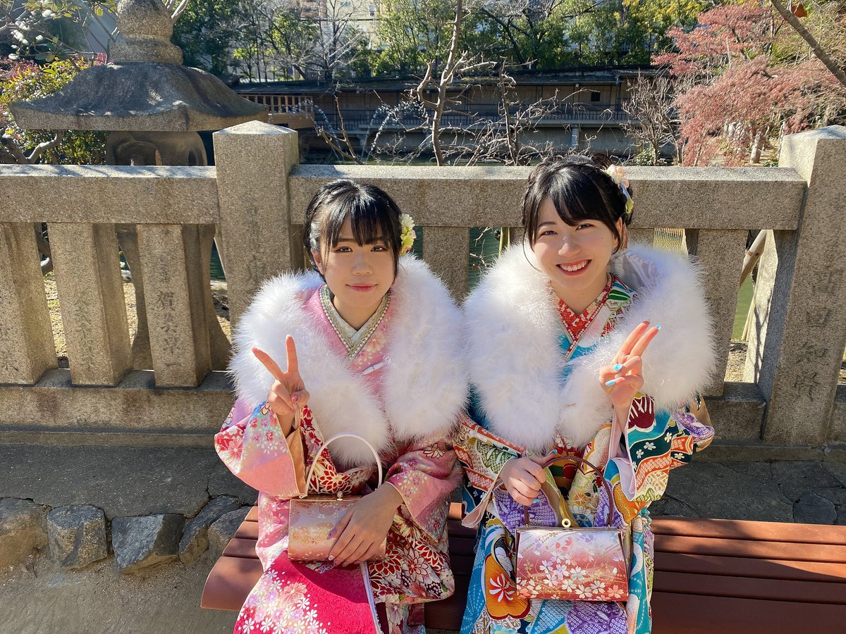 KOBerrieS 2021年ありがとうございました🙇🏻‍♀️今年も31日まで皆と過ごすことが出来てめちゃ幸せです☺️晴れ着も着たし、髪も染めたし、6人体制になったし🥰色んな経験ができ、色んな想いをした1年間でした💭皆にとって、今年はどんな1年でしたか？2022年も濃い思い出作りましょう😙✌🏻良いお年を〜〜^._.^🖤 https://t.co/4UEFjqGOKU