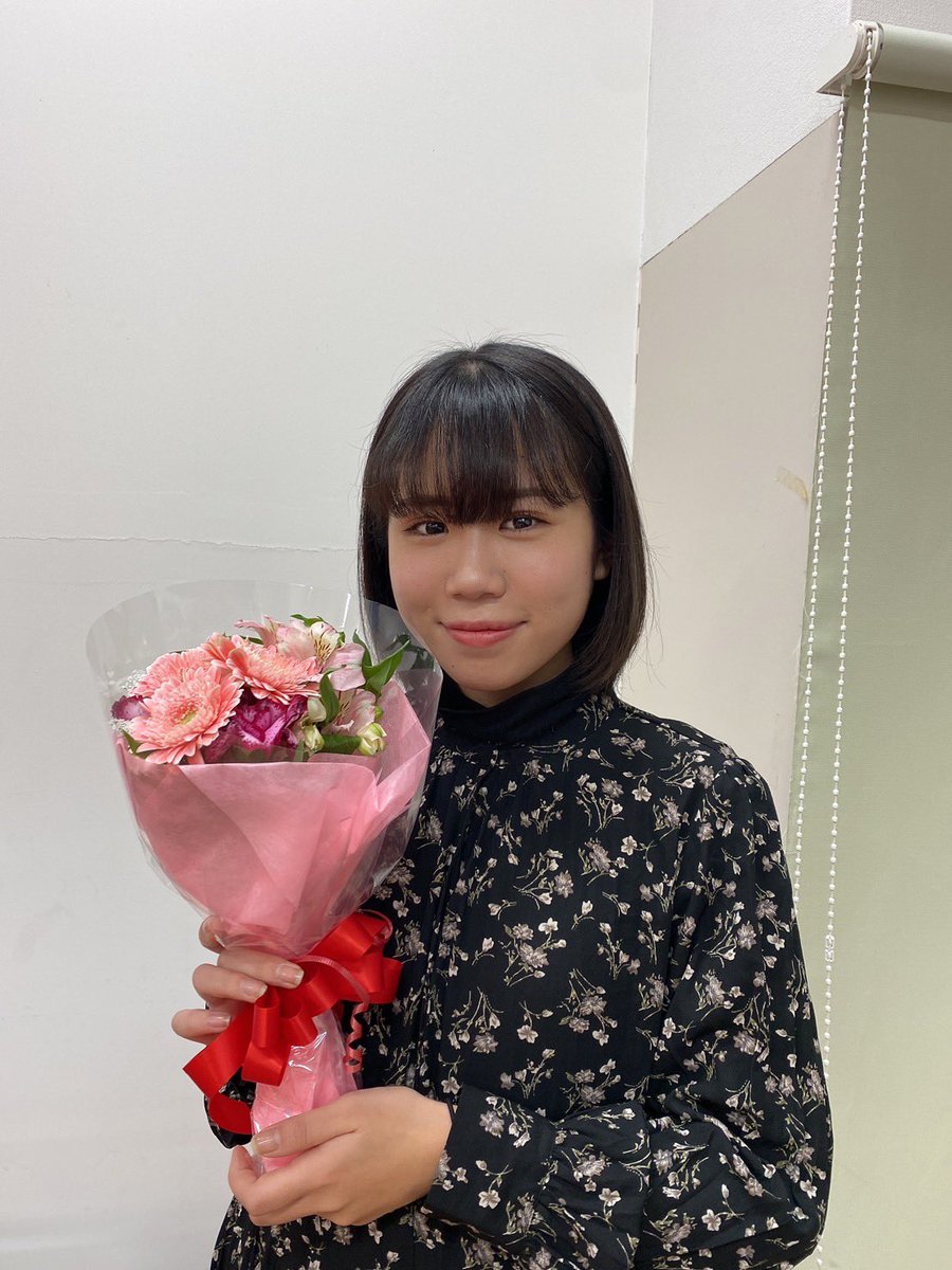 KOBerrieS 2021年ありがとうございました🙇🏻‍♀️今年も31日まで皆と過ごすことが出来てめちゃ幸せです☺️晴れ着も着たし、髪も染めたし、6人体制になったし🥰色んな経験ができ、色んな想いをした1年間でした💭皆にとって、今年はどんな1年でしたか？2022年も濃い思い出作りましょう😙✌🏻良いお年を〜〜^._.^🖤 https://t.co/4UEFjqGOKU