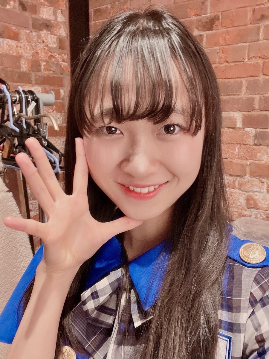 KOBerrieS おはようございます🌅新しい年のスタートです✨2022年になりました🐯私の今年の目標は「挑戦」です。様々なことにチャレンジしてより成長することの出来る年にします🥰今年もよろしくお願いします💕#コウベリ #今日も元気ハッピーほのピー#温香のせいちょうきろく https://t.co/wHaVF0S4HK