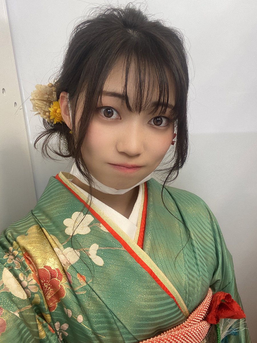 廣瀬未沙(みーちゃん)の画像 KOBerrieS 昨日は成人式でした〜✨地元加古川で式に出ました！小学校の頃の友達にはあまり会わずに会場を後にしましたがお着物を着て式に出れただけで満足です🕊まだまだ至らないところだらけですが一歩ずつ大人としての自覚を持ち、「内柔外剛」な女性になれるように日々精進します！#コウベリ＃成人式 https://t.co/nBFTkmq5IK