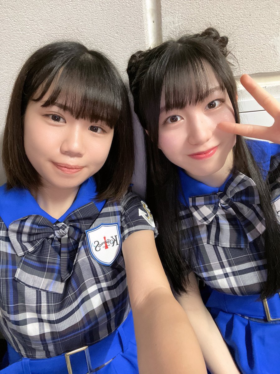 KOBerrieS タワレコ神戸店 イベントスペースおかえりな祭🌸ありがとうございました！久しぶりにタワレコ神戸店さんでライブさせていただけて、懐かしい気持ちにもなったし、もうめっちゃ楽しかったです🥺✨絶対最後乃恋宣言を2部でパフォーマンスしました😳レアやったね〜〜最高でした^._.^🖤莉子ちゃん〜🥰 https://t.co/nyorlRE6U3