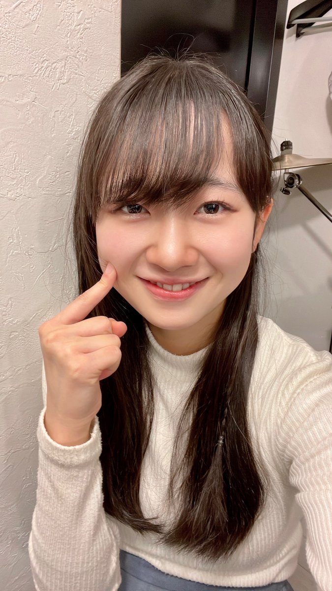 KOBerrieS おはようございます🐔昨日は雪が少し降っていて驚きました❄️暖かくなる春が待ち遠しいです🥰🌸今日も一緒に元気でハッピーな一日にしましょうね😊皆さん、お気をつけていってらっしゃい🍀#コウベリ #今日も元気ハッピーほのピー https://t.co/2fV6Kxnm00