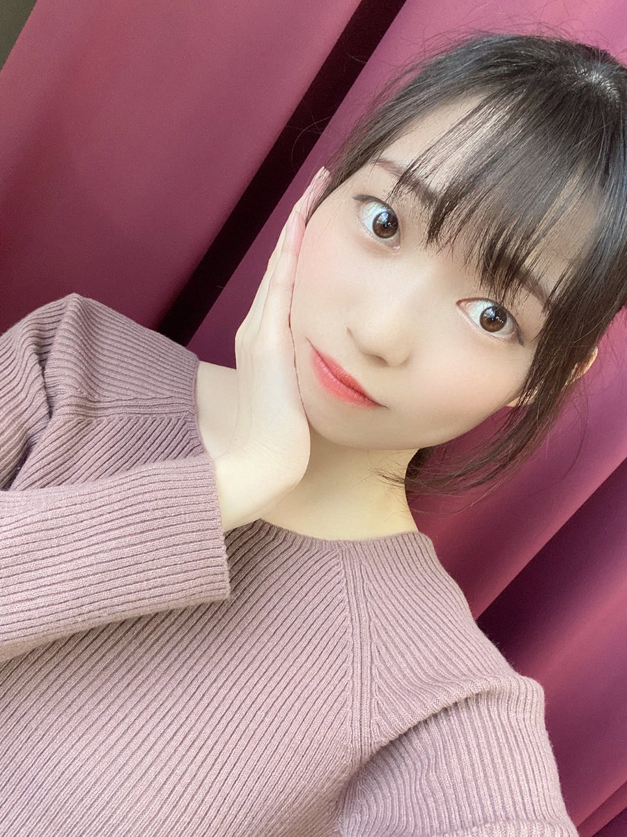 廣瀬未沙(みーちゃん)の画像 KOBerrieS おはようございます〜🤍コウベリ歌謡祭にお越しくださり有難うございました〜✨皆さんの歌声の中に先輩方の卒業に対する想いも一緒に込められているように感じました🕊本日は15:00〜新長田にてファンミーティングが行われるので是非お越しください🧸💭#コウベリ https://t.co/7wn4feX6rw
