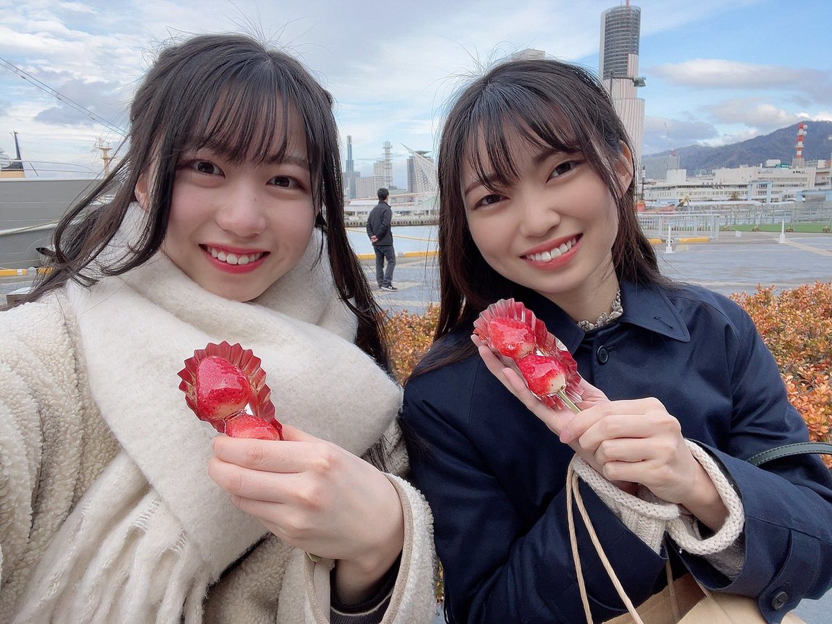 廣瀬未沙(みーちゃん)の画像 KOBerrieS 本日は神戸で莉子さんと、、、💙🤍オシャレなカフェやアクセサリー屋さんに行ってみたり三ノ宮から神戸まで歩きながらたくさんお話ししたりと楽しい1日でした✨本日行ったカフェは後ほど中央区紹介で上げさせていただきますね〜🕊今度は6人で遊びたいなぁ、、🧸💭 https://t.co/xk5nCGscJj
