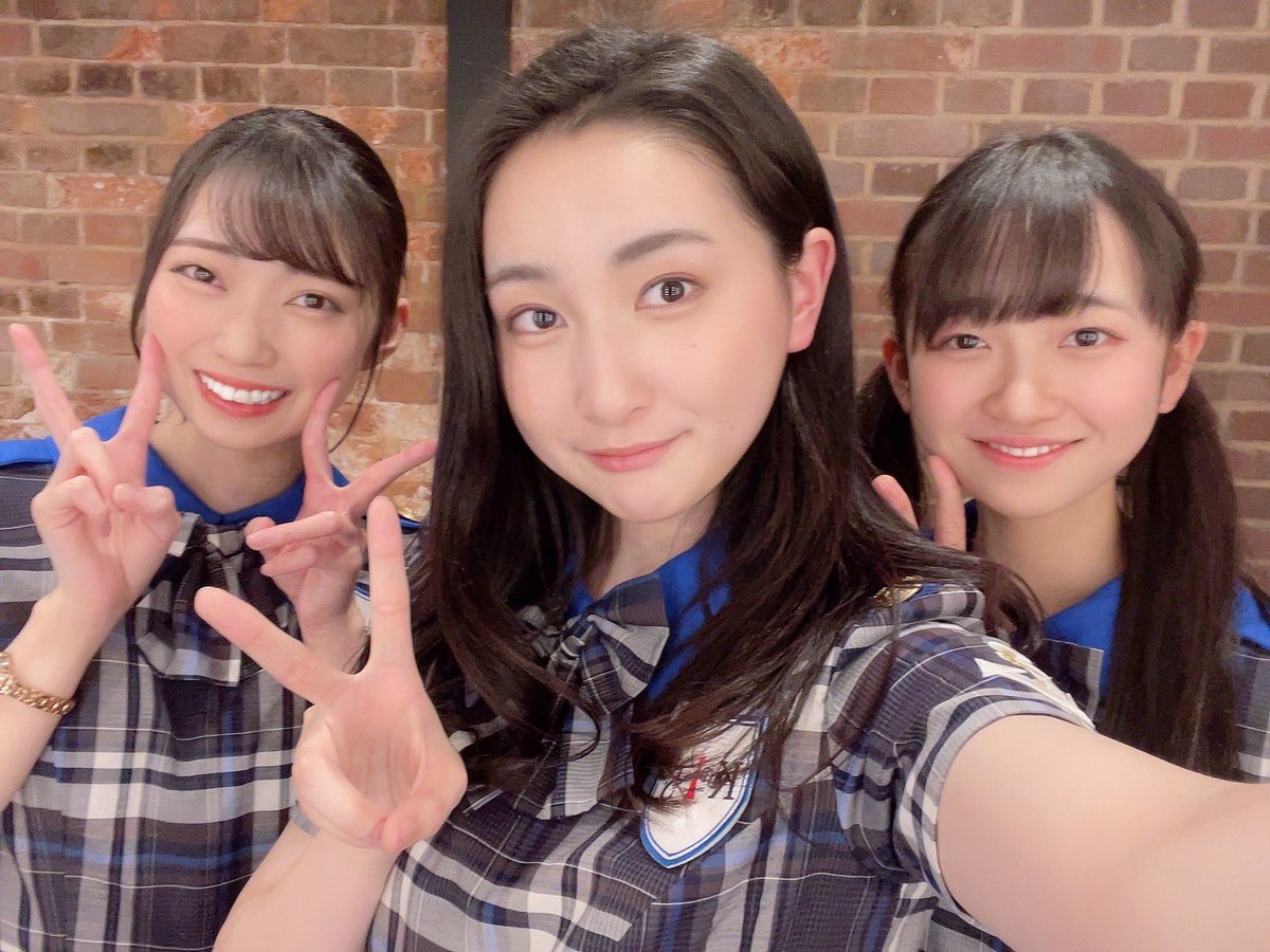 廣瀬未沙(みーちゃん)の画像 KOBerrieS 本日怜奈と温香が卒業発表をされましたデビューから一緒に頑張ってきた同期が2人揃って卒業すること、初めて聞いた時は正直受け入れられなかったですでも2人の思いを聞いていく中で私も前を向いて2人の門出を祝いたいと強く思いました5/1までの約2ヶ月間4人でのライブを楽しんでほしいです🕊 https://t.co/3f75ua66zV