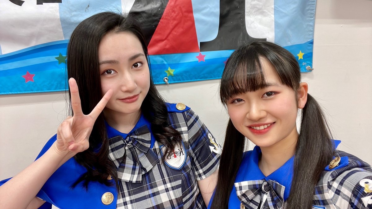 KOBerrieS お疲れ様です😊今日も怜奈さんと2人でたくさん練習してきました〜✨歌って踊ると楽しくて仕方がなくて一週間の疲れが吹っ飛んじゃいました💕二週間ぶりに皆さんとお会いできるのが待ち遠しいです🦒#コウベリ https://t.co/noUiP2Uu99