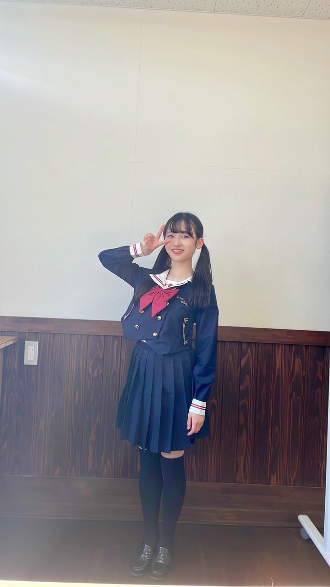 KOBerrieS 『#コウベリ学園 ちょっと早めの新学期編』にお越しくださり、ありがとうございました✨国旗クイズもしてみました💕可愛い制服を着ることが出来てよかったです🫶🏻たい焼きも美味しく食べてくださいね〜🤭#コウベリ #今日も元気ハッピーほのピー https://t.co/BH6Z5Ou9Wc