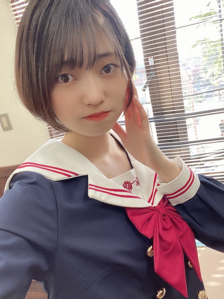 廣瀬未沙(みーちゃん)の画像 KOBerrieS おはようございます〜🤍朝起きたら携帯がアップデートされていて新しい絵文字が入ってました🤭すごく可愛いのでしばらくたくさん使います🫡そして、夕方ごろにはあるところにも行ってきます〜！楽しみだけれど素直に楽しめない気持ち🫠一日楽しく頑張っていきましょう〜✨#コウベリ https://t.co/AwVJc8KwOo