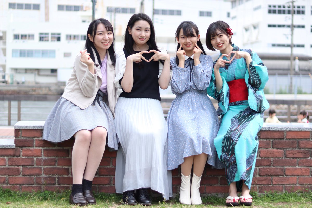 KOBerrieS 4/23 神戸ハーバーランドでのコウベリハーバーウォーク撮影会に参加🙂左から #森島みなみ #井上怜奈 #中家温香 #廣瀬未紗 さんです🙂全体撮影から個別撮影の流れで私服と浴衣姿での屋外撮影会にチェキ会も良かったです🙂 #コウベリ #KOBerrieS https://t.co/2iA2QEZCz8 https://t.co/mlqMihBalW