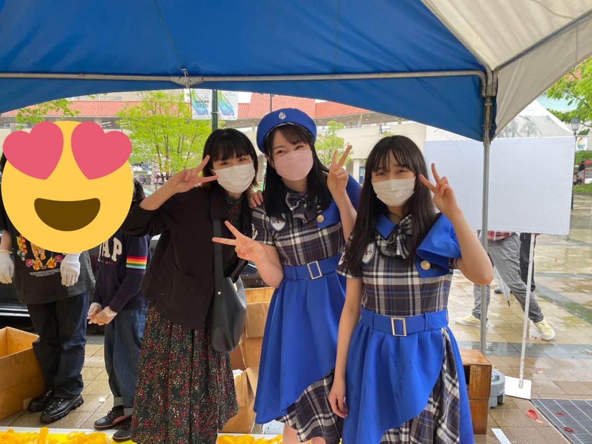 KOBerrieS お久しぶりでした〜〜😉❕お仕事前にちょこっと会いに行っちゃいました🥺笑衣装姿かわいすぎた〜〜アイドルに会えた！って職場の方にすぐ自慢しました😙笑大変な状況、ご時世だとは思いますが、頑張ってる事務所の方やメンバーの姿を見て変わらない姿勢や愛を感じました！😭✨ https://t.co/hLdiO6T066