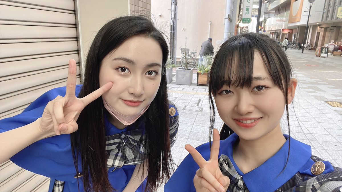 KOBerrieS 『マンスリーサタデーフリーライブ』@ 新長田 大正筋商店街 にお越しくださり、ありがとうございました🙇🏻‍♀️今の四人ではラストとなりましたが、みなさん沢山盛り上げてくださって素敵なライブになりました🔥大正筋商店街には沢山お店もあるのでみなさん是非行ってみてくださいね〜😊#コウベリ https://t.co/tN5ki1nma3