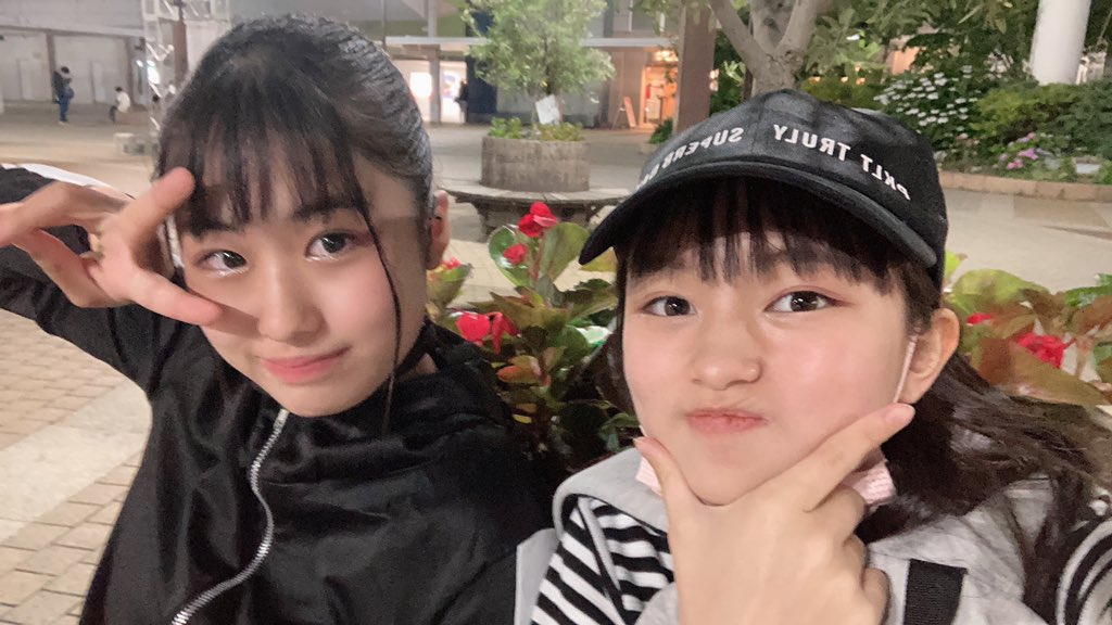 城尾ちゅら(ちゅららん)の画像 KOBerrieS こんばんは🌙☁️今日は凜とレッスンでした！みなさんも、お仕事、お疲れ様です☕️𓈒𓏸あと、🍼💛←このファンマ是非使って下さい！！！ https://t.co/yd162olEZe