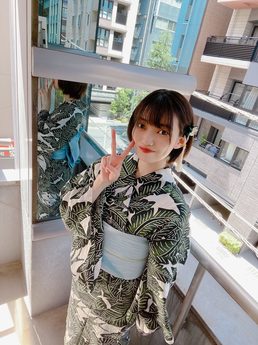 KOBerrieS こんにちは〜🤍本日は少しばかり眠たいですが気持ちの良い朝を感じておりました✨そして良いところいってます、！！楽しい〜🥰🥰🥰もし箱根でおすすめの場所や食べ物があれば教えてください〜#コウベリ https://t.co/yrZENEI0Je