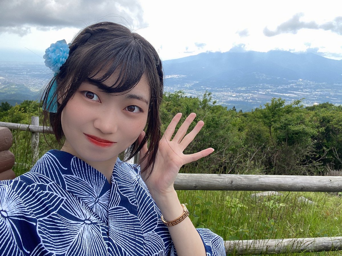 KOBerrieS おはようございます〜🤍今朝は朝早くから配信にお越し下さり有難うございました🥺少しの時間でしたが楽しかったです🥰ミスにほんの浴衣オーディションも今日で終わり！夜も配信するのでお時間合う方は是非お越しください🙇‍♀️今日も楽しんで過ごしましょ〜！！箱根での綺麗な景色と、、🤭 https://t.co/AyYdDsO1qp