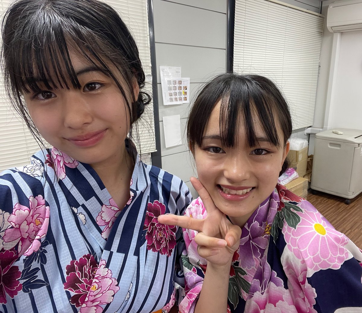 KOBerrieS 『ジェイカスpresents  浴衣de花火夏祭り』にお越しくださりありがとうございました🌟浴衣を着て踊ったり、皆さんと花火をしたりして、夏を感じることが出来てすっごく楽しかったです🎆来月も開催されるみたいなので是非、来てくださると嬉しいです！！ #コウベリ https://t.co/K8lQ2xNNz0